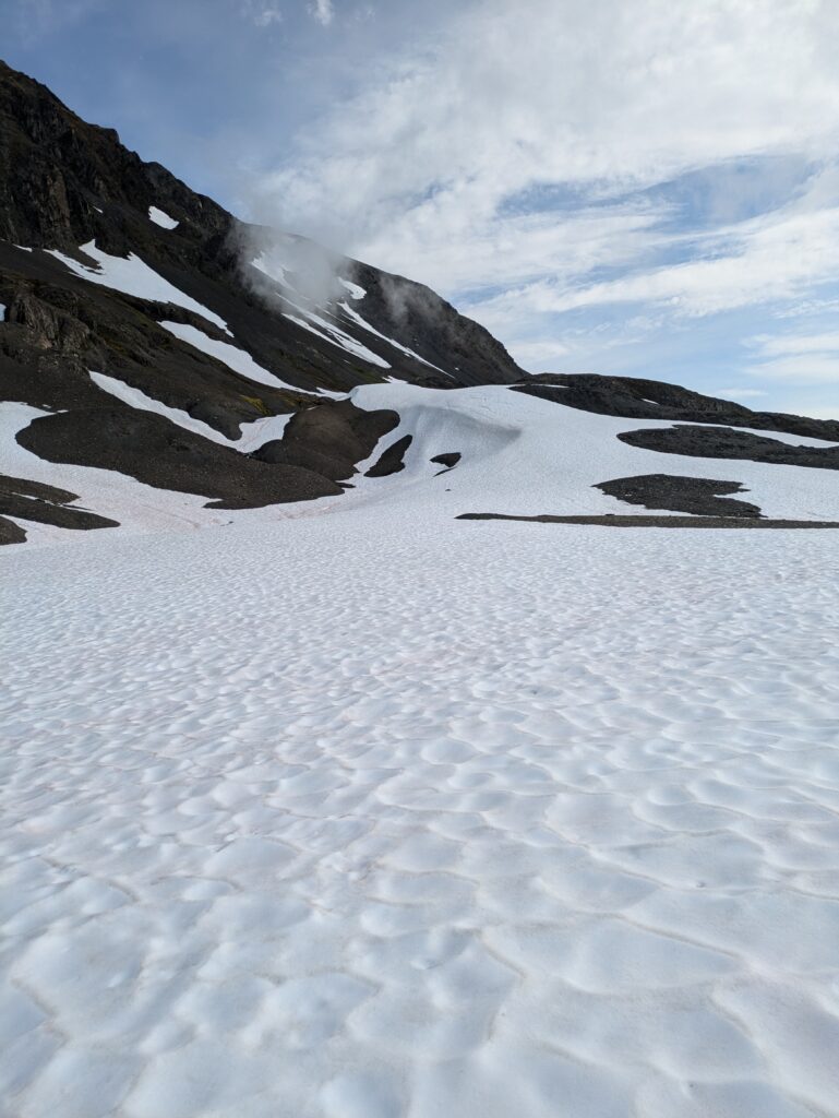 Snow. One last push to the top.